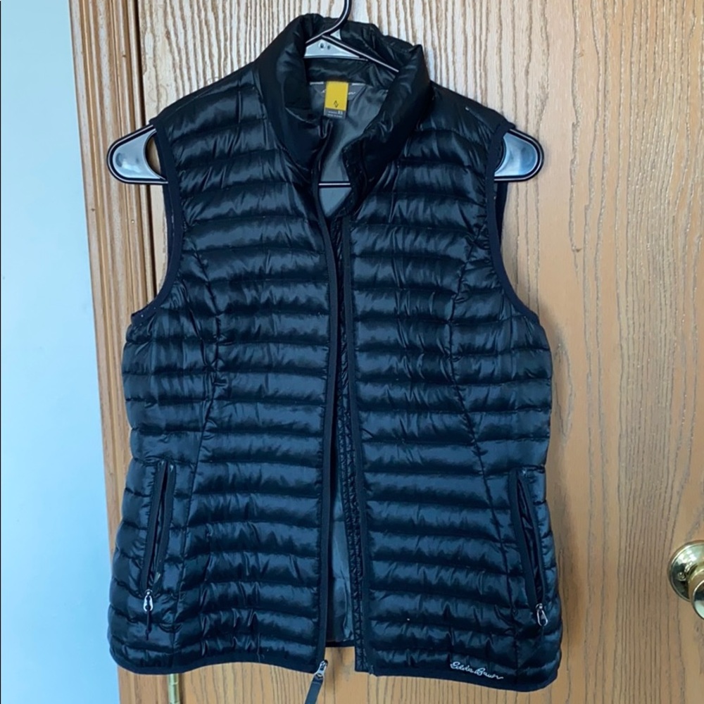 Black Eddie Bauer vest